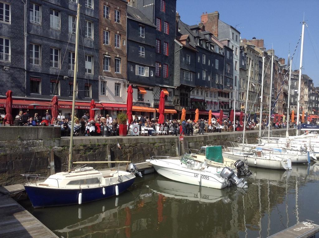 Lamaison Du Phare Honfleur Chambres D'Hotes Et Jacuzzi Prive Dış mekan fotoğraf